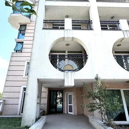 Sunset H1-18 Apartmanhotel 4*